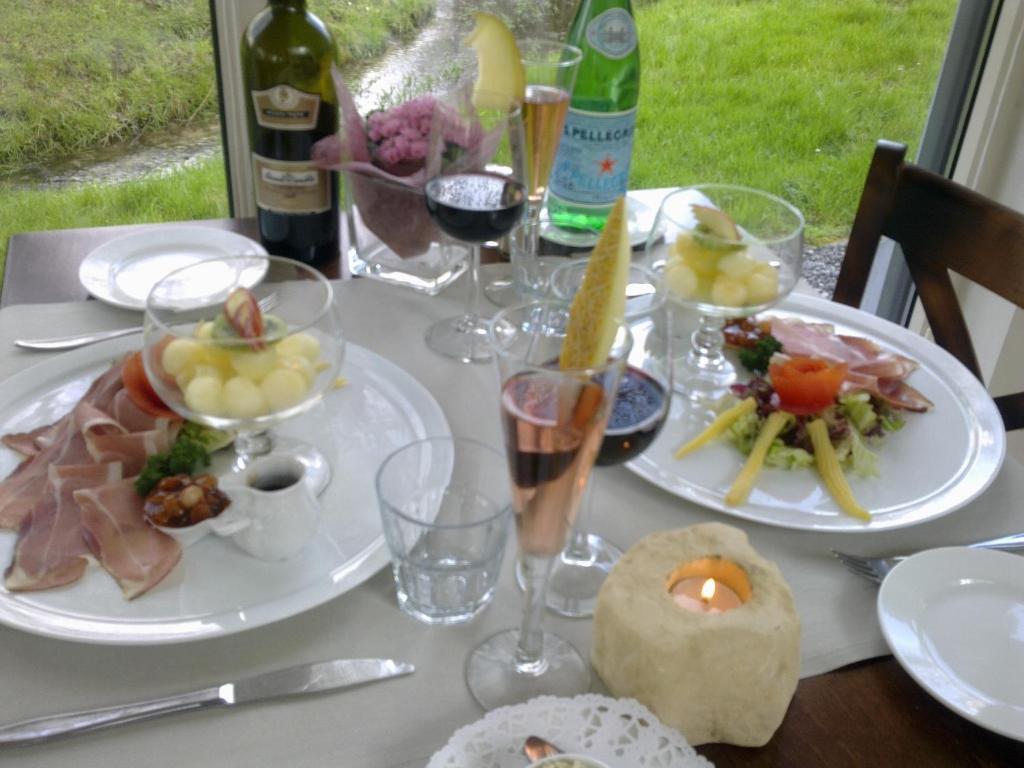 Hotel Restaurant Op De Beek Schin op Geul Ngoại thất bức ảnh