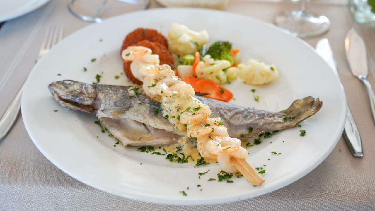 Hotel Restaurant Op De Beek Schin op Geul Ngoại thất bức ảnh